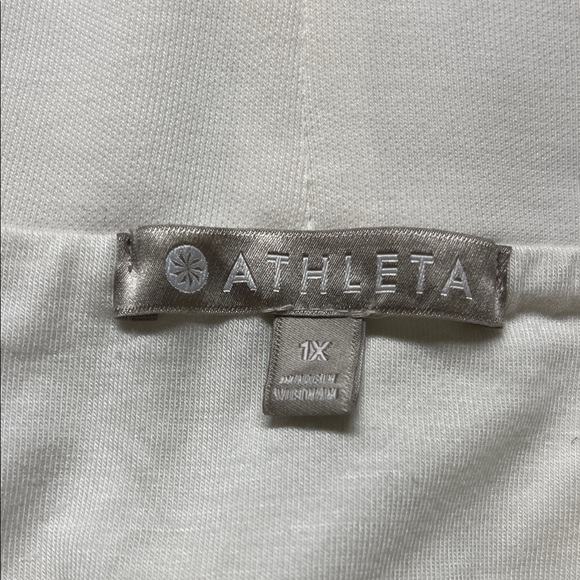 Elegant White Women's Skort - Picture 5 of 10